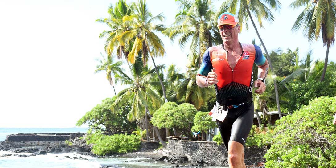 Dr. Harald Schrenk läuft beim IRONMAN auf Hawaii